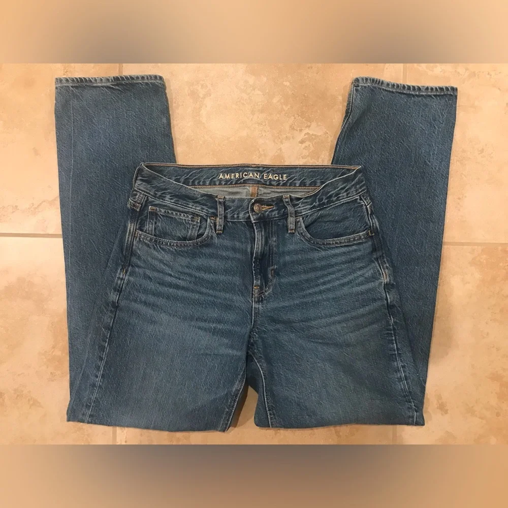 AE '90s Straight Rigid Jean (Classic Blue) - Size 2 - Picture 4 of 13